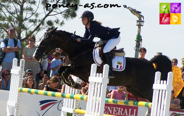 Julia Dallamano et Black Devil, photo Pauline Bernuchon