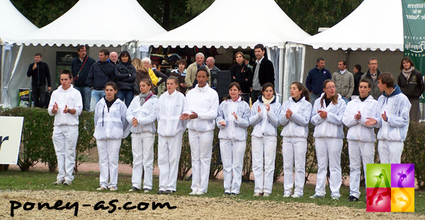 Les bénévoles des finales de Saumur, photo Pauline Bernuchon Les bénévoles des finales de Saumur, photo Pauline Bernuchon
