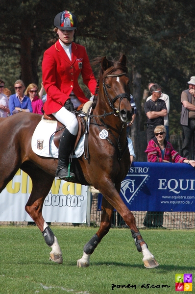 Marie Schulze Topphoff (GER) et Mentos Junior - ph. Camille Kirmann Marie Schulze Topphoff (GER) et Mentos Junior - ph. Camille Kirmann