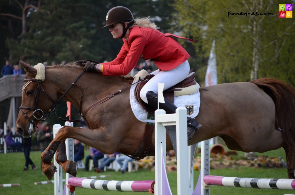 Julia Schacht et Tiara - ph. Camille Kirmann