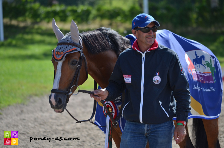 Claude Castex et Quabar des Monceaux aux championnats d'Europe de Millstreet - ph. Poney As