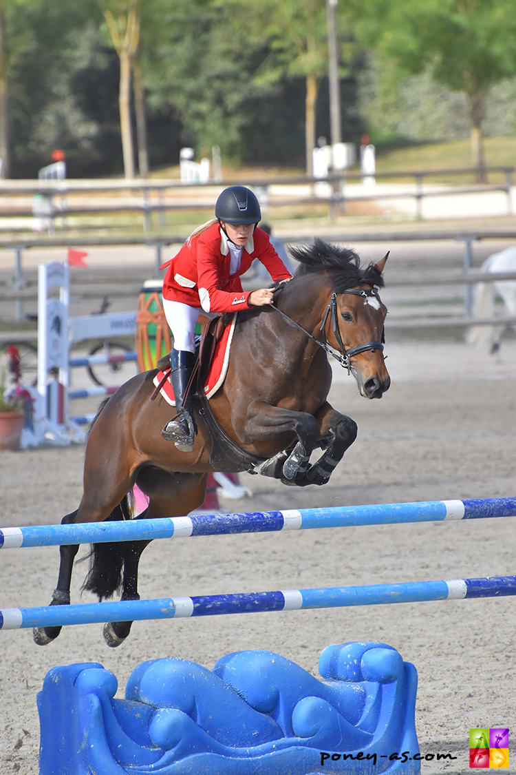 Margaux Courdent et Un Champion Delalande - ph. Camille Kirmann