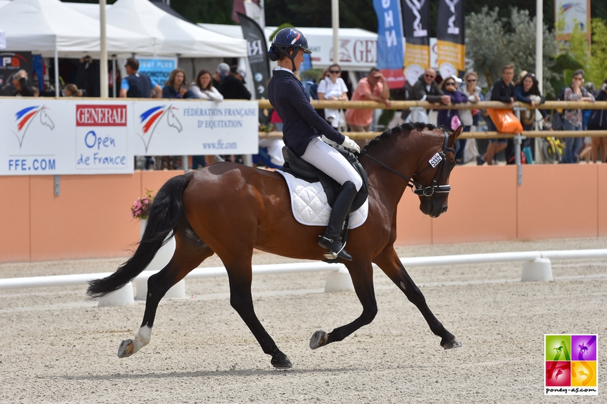Aube Lacroix et Dinky Toy vh Bloemenhof, Dressage - ph. Poney As