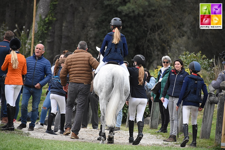 Sortie de piste pour Ilona et Callas - ph. Poney As