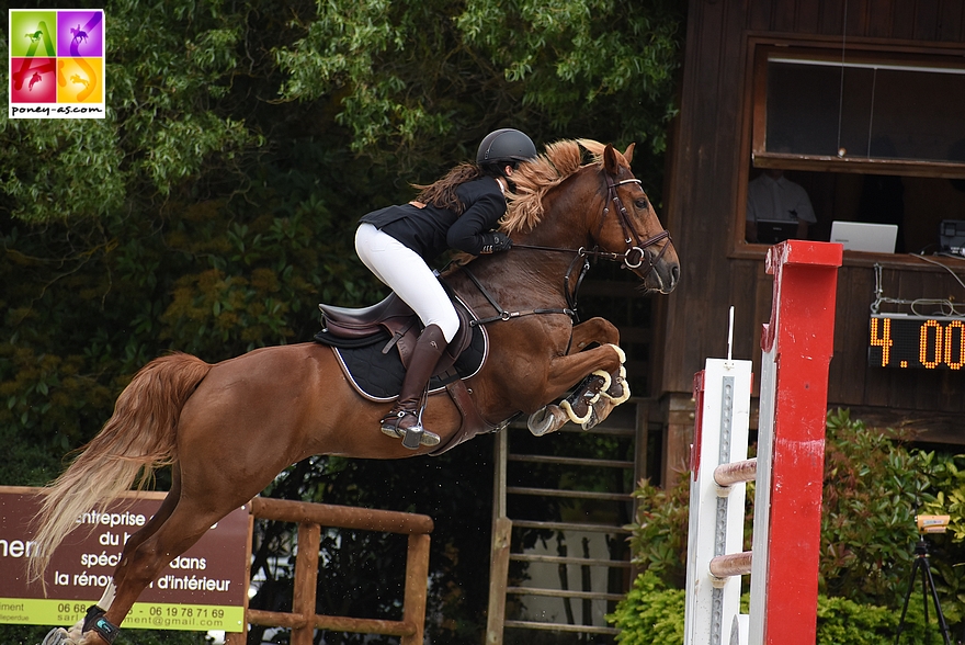 Estelle Durivault et Vertige de Bélébat - ph. Poney As