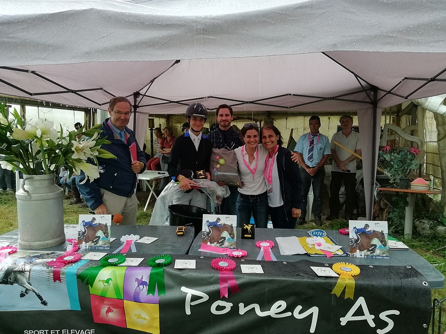 Poney As partenaire officiel de la TDA de Mettray, ici avec Gaétan Couzineau le gagnant du Grand Prix