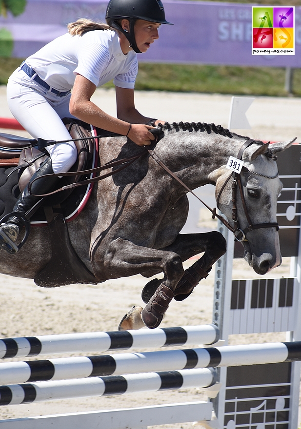 2e - Cucaracha de Circée et Morgane Ferchaud - ph. Poney As