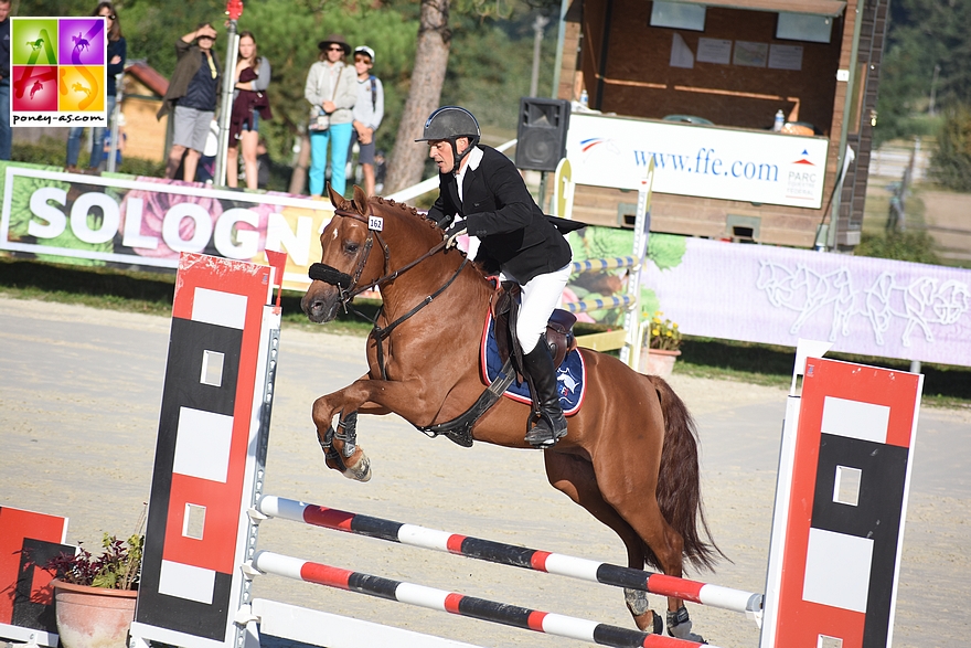 Champion des 4 ans D - Etadam d'Odival et Mathieu Laisney - ph. Poney As