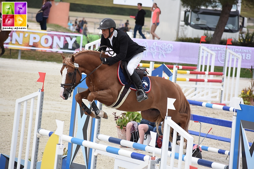 Champion des 6 ans D -Champagne d’Ar Cus associé à Mathieu Laisney - ph. Poney As