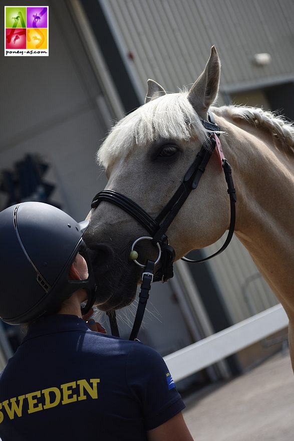 Elvira Gustafsson (Swe) et Royal Gold Apollo - ph. Poney As