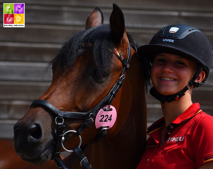 Helena Bottermann (Ger) et Nibelungenstern - ph. Poney As