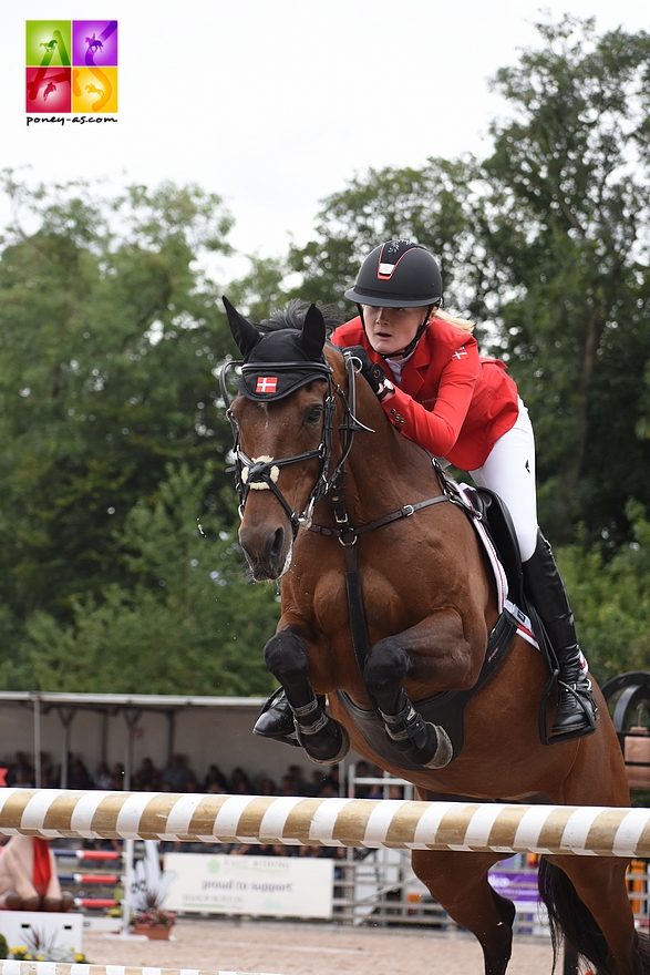 Maria Noerregaard Langhoff (Den) et Nikolina - ph. Poney As