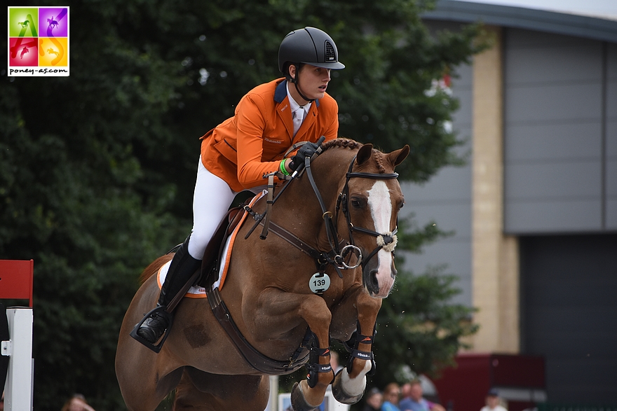 Mart IJland (Ned) et Flame - ph. Poney As