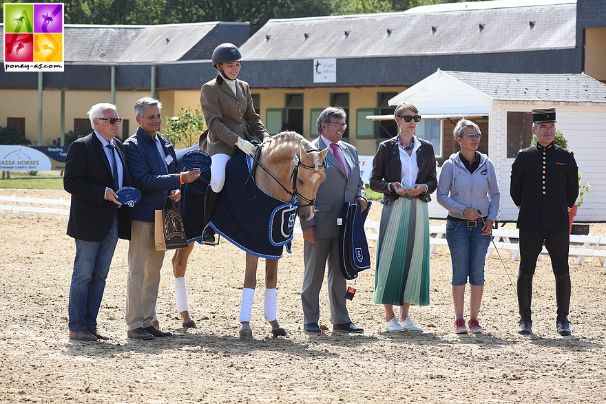 Champion des 4 ans - Mr Miagi S sous la selle de Margot Frattinger - ph. Poney As