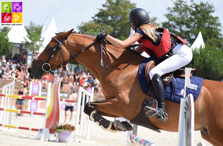 Charlotte et Rubis lors des championnats de France As Elite - ph. Poney As