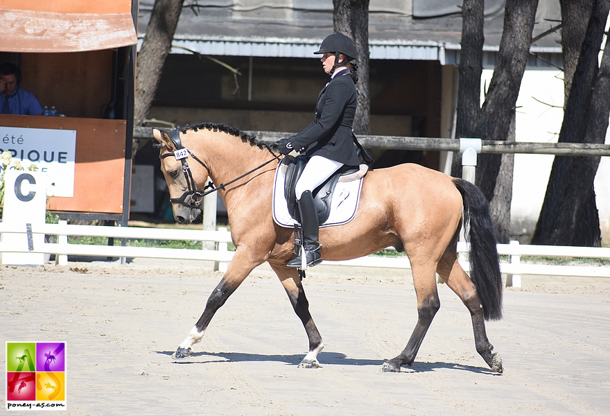 Hesselteich American Pie et Floriane Peligrain - ph. Poney As