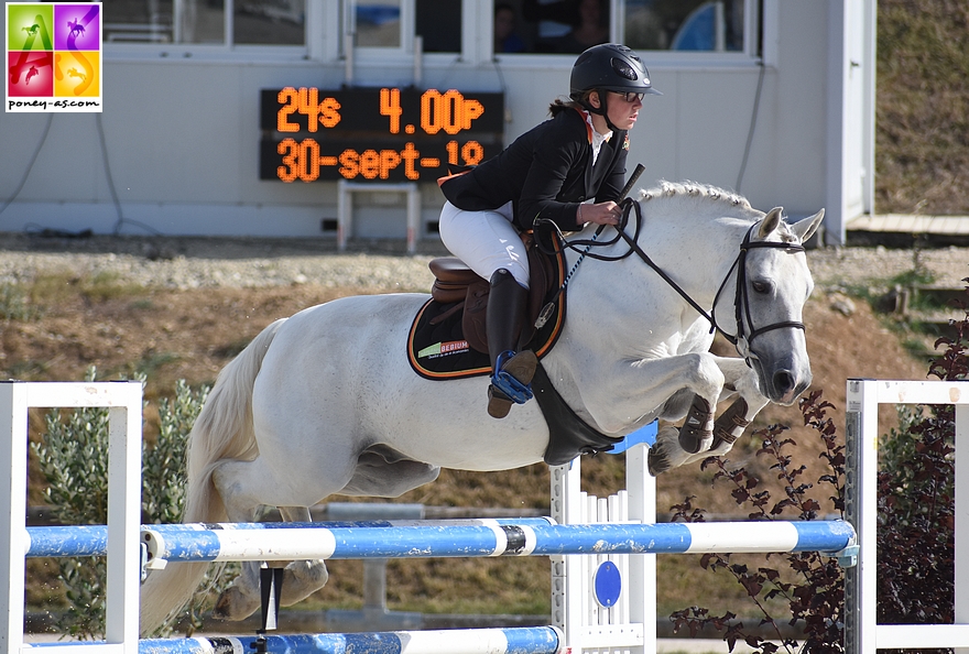 Louane Morichon Navelet et Paps Late Vincou - ph. Poney As