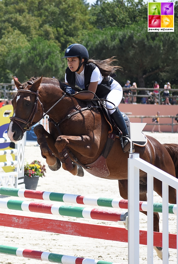 Moïra le Gorrec et son étalon Voici Derlenn Tilia - ph. Poney As