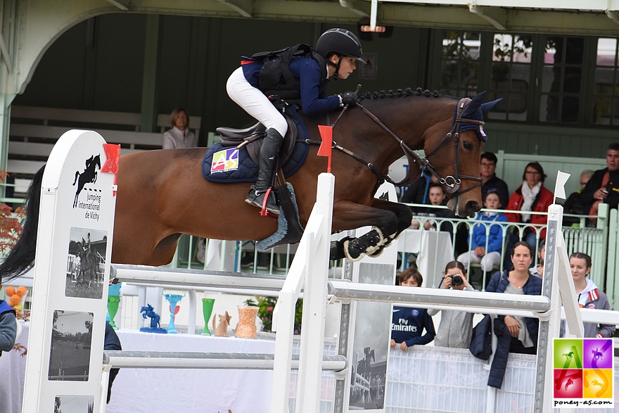 Sarah Desmoules et Tutti Quanti Joyeuse*du Mystère rempotent le GP As Excellence de Vichy en octobre 2018 - ph. Poney As