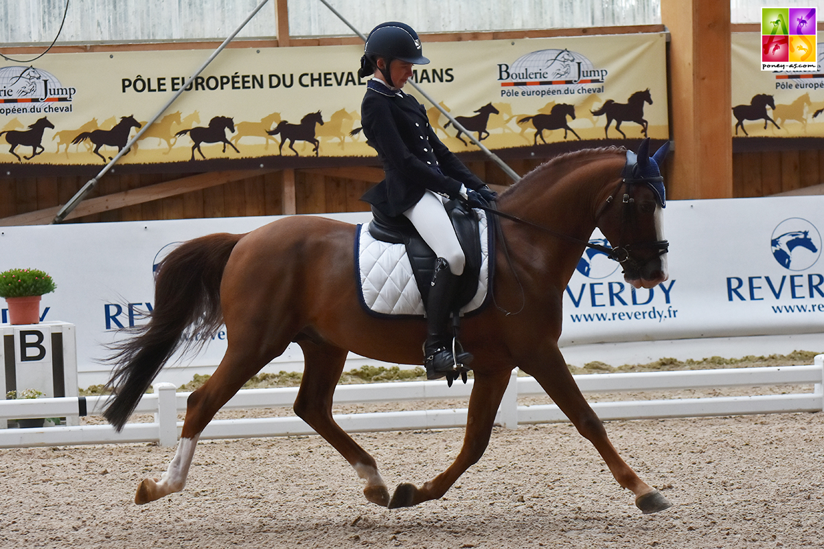 Romane Dubois et Olywood de Blonde - ph. Poney As