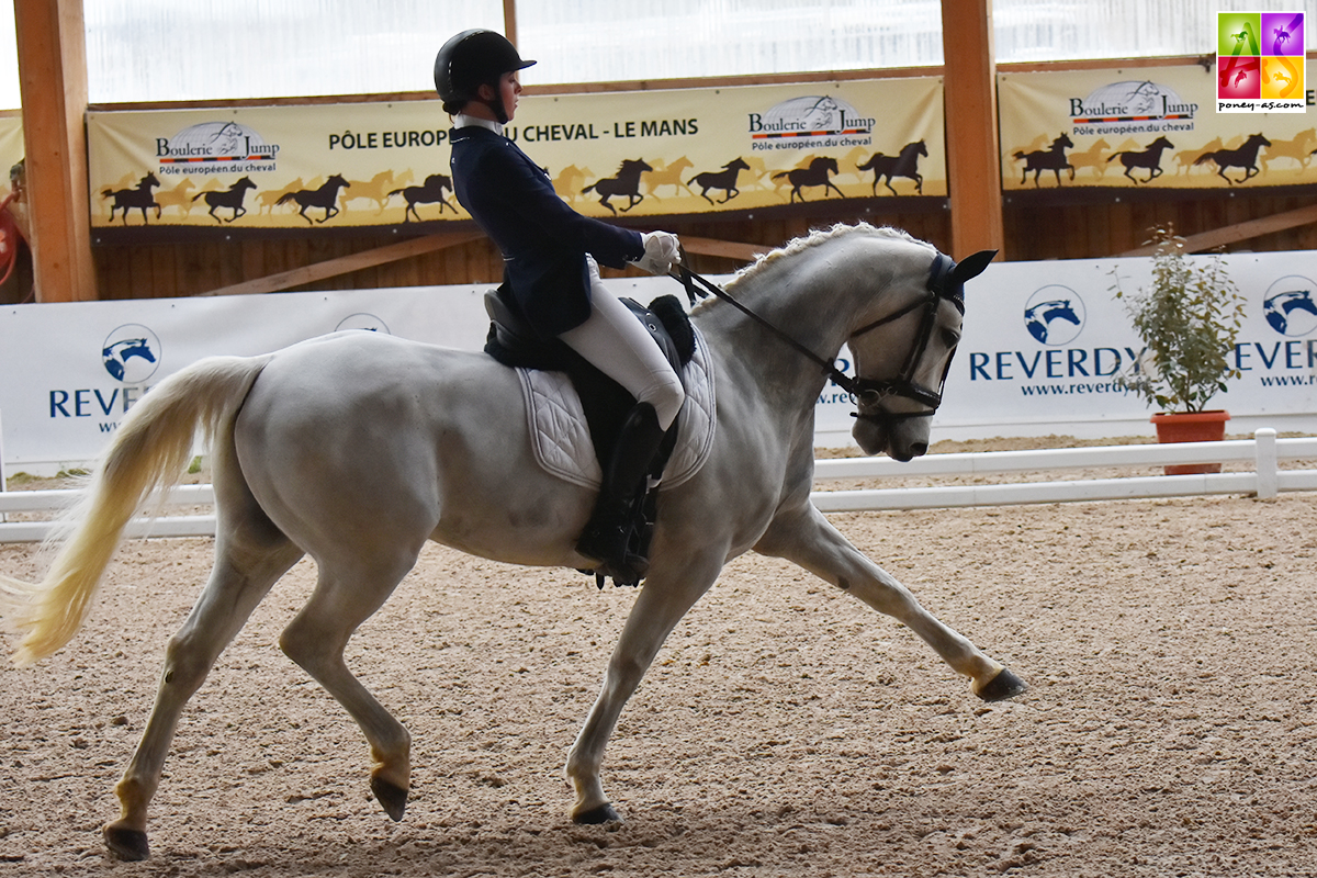 Romane Ducrocq et Shamrock du Neuf Clos - ph. Poney As