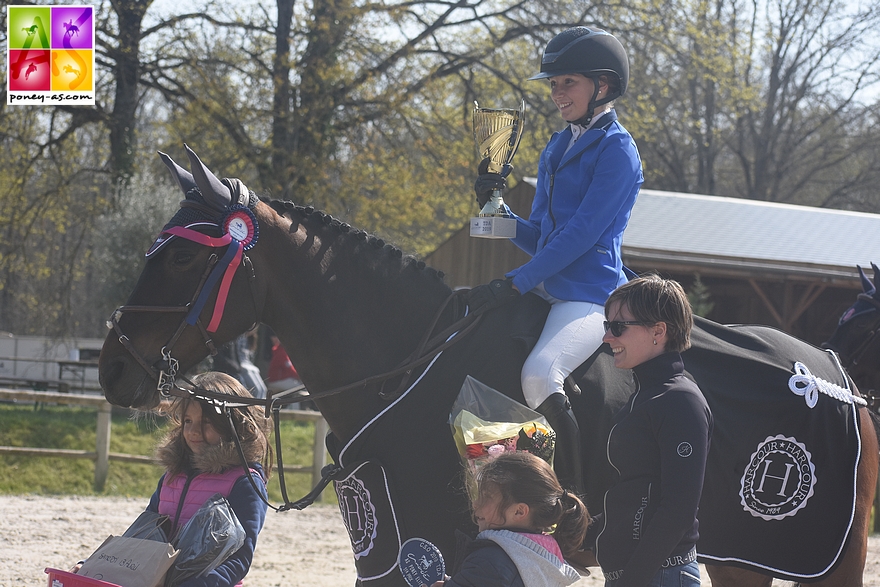 Sarah Desmoules remporte la Vitesse de l'As Elite avec Austin Joyeuse - ph. Poney As