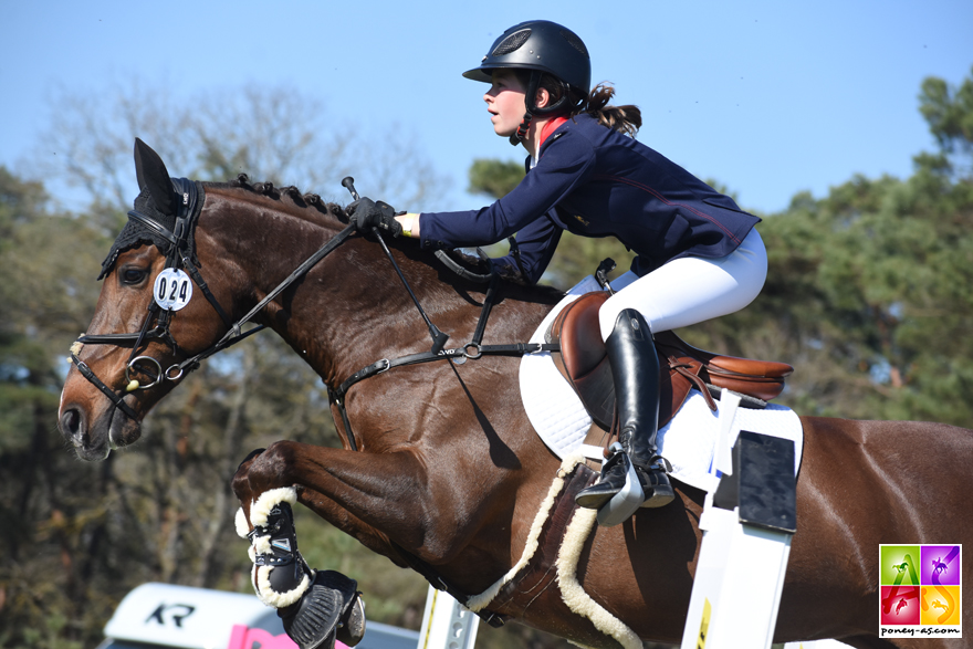 Jeanne Hirel et Armene du Costilg - ph. Poney As