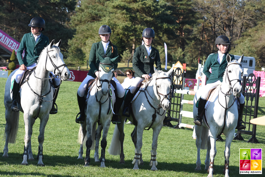 Les vestes vertes et leurs grisous sont troisième - ph. Poney As
