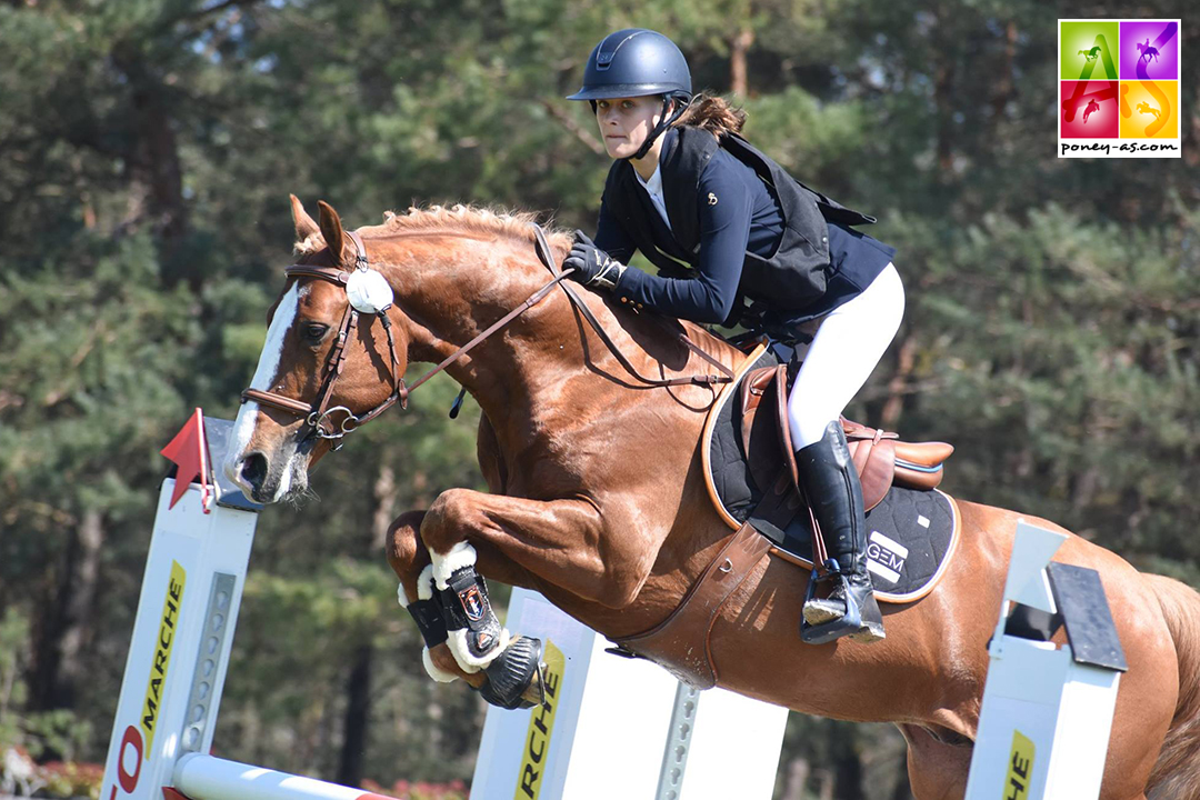 Romane Orhant et Champagne d'Ar Cus - ph. Poney As