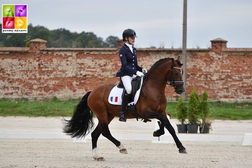 Enora de Vienne et Swyn Barrade - ph. Marine Delie