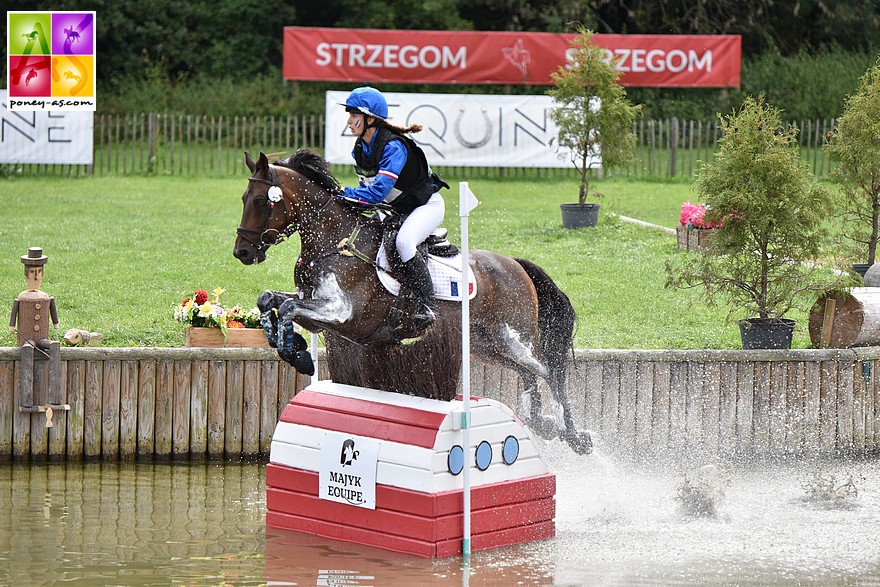 Lilou Ducastaing et Winnetou - ph. Marine Delie