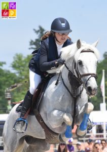 Pauline Scalabre et Sligo de Mormal réalisent 2 parcours sans-faute ce week-end et s'offrent le GP As Excellence - ph. Poney As