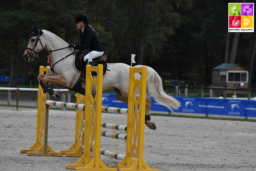 Louise Perrin et Taleyrac – ph. Marine Delie 