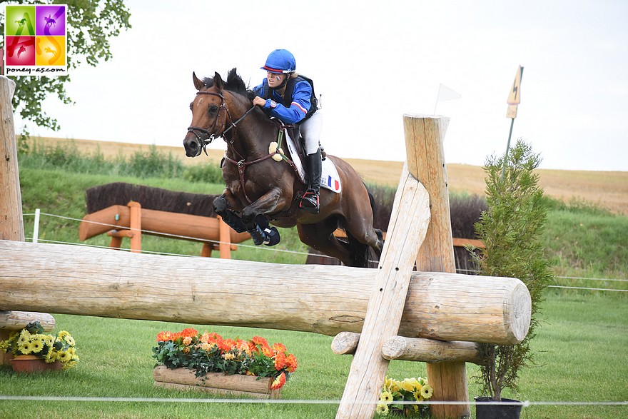 Chloé Gualtieri et Virtuose Teakitina - ph. Poney As