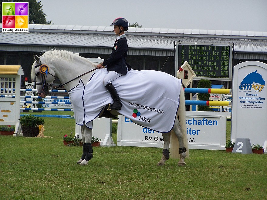 Filippo Marco Bologni et Dexter Leam Pondi remporte la première épreuve des championnats d'Europe de Freudenberg en 2007 - ph. Poney As