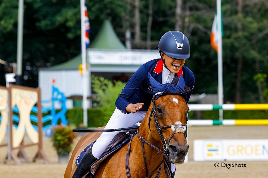 La Britannique Tatiane Mauree en selle sur Horseabout Zibu s’offre le Grand Prix du CSIOP - ph. DigiShots