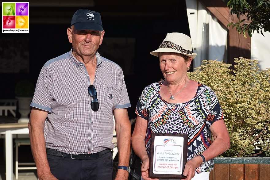 André et Chantal Magdelaine, éleveurs et propriétaires de Quabar des Monceaux - ph. Poney As