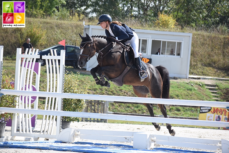 Emma Rerolle et Vallée de la Hague, 2e de l’As Poney 1 – ph. Poney As 