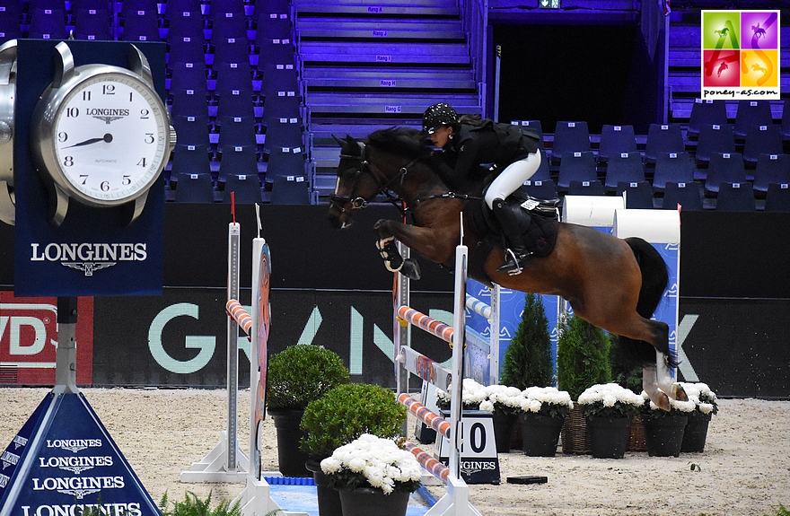 A 15 ans, Qopper Der Lenn  a fait une entrée remarquée sur le circuit As Elite. Sous la selle de Lou-Mai Flipo, il a rapidement intégré l'équipe de France. A son palmarès : une sélection pour le CSIP du Ponies Jumping Trophy de Lyon et la Super As du Jumping de Bordeaux - ph. Poney As