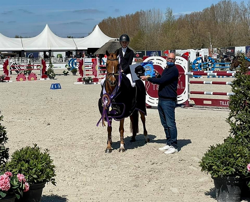 La Belge Laure Tijskens et Navayo s'offrent le Grand Prix du CSIP de Lier - ph. coll. L. Tijskens 