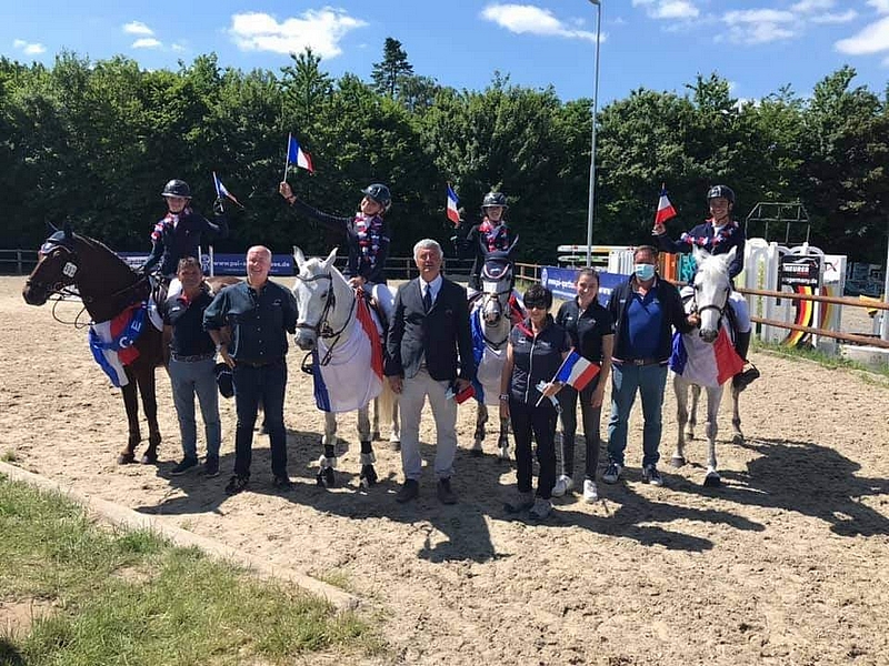 Lola, Anna, Nohlan et Jeanne s'imposent dans la Coupe des nations d'Hagen, et avec la manière ! - ph. FFE