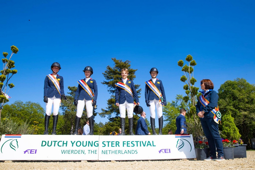 Les britanniques s'imposent dans la Coupe des nations du CSIOP de Wierden - ph. Dutch Youngster Festival & Outdoor Wierden