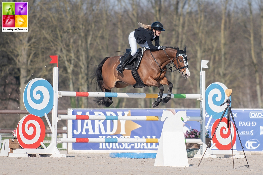 Emma Gay Le Breton et Bad Boy du Beau Mont – ph. Marine Delie