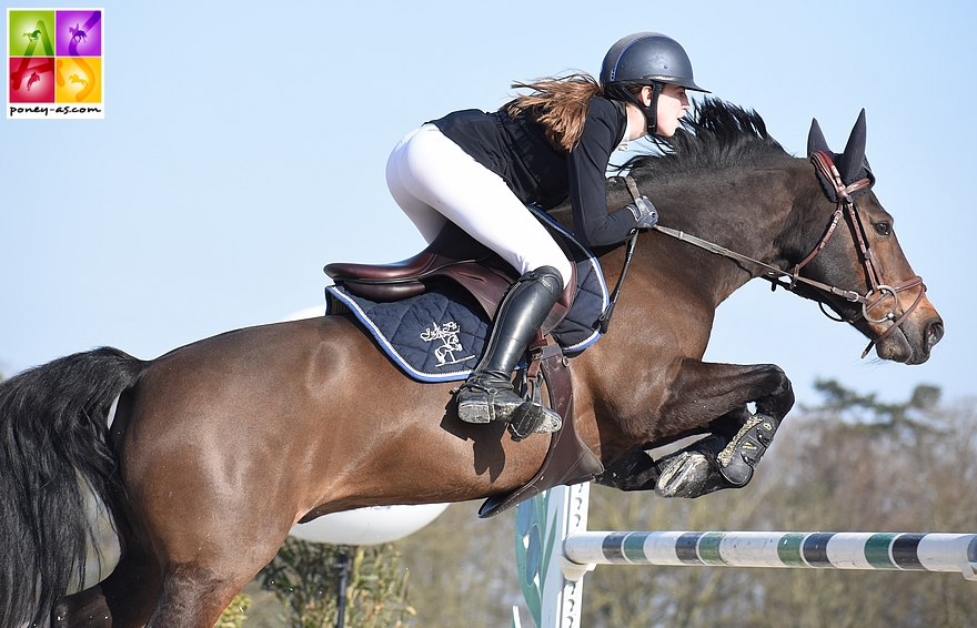 Lou Ann Beraud / Ungaro of Qofanny - ph. Poney As