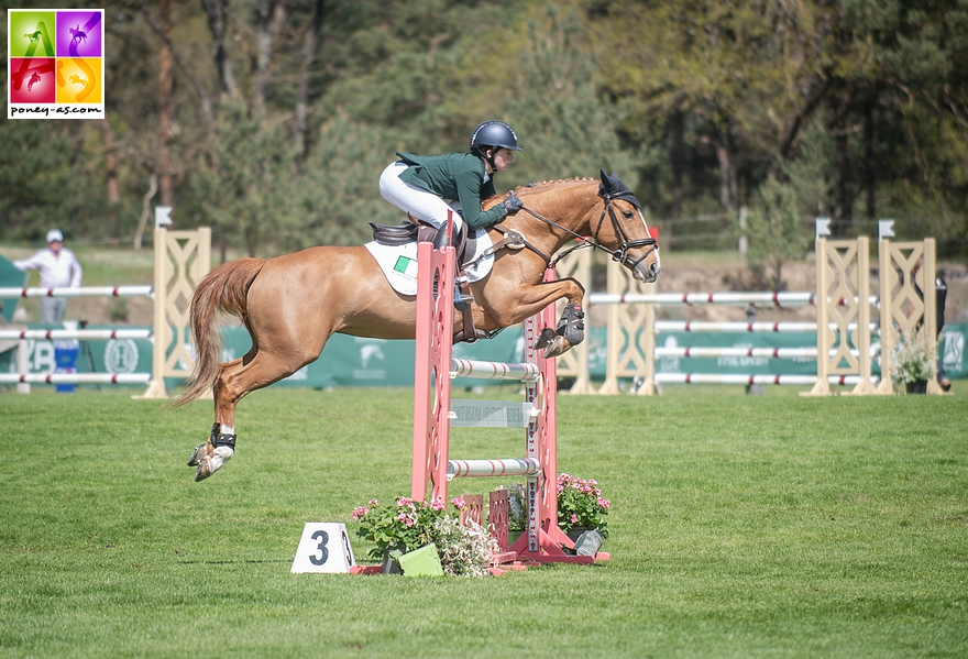 Natasha Foley et Knockroe Little Clover – ph. Poney As