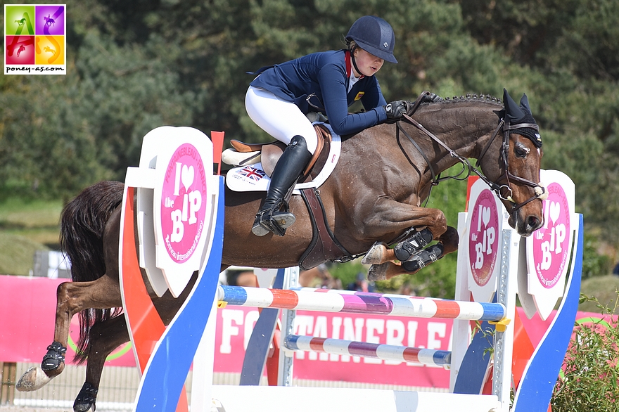 Poppy Deakin et Armene du Costilg – ph. Poney As