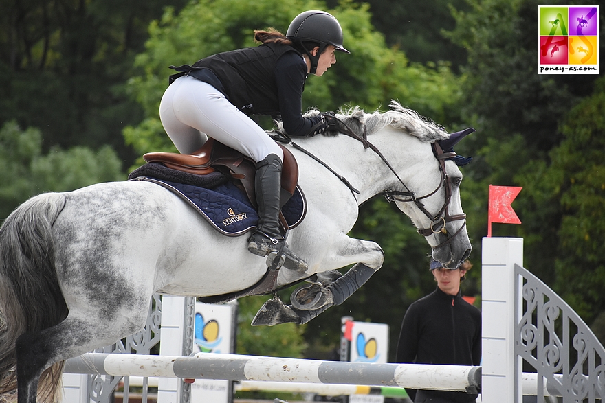 Candice Moulliere et Augenblick Ysandre – ph. Poney As