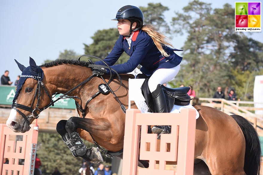 Après Fontainebleau, Emma Gay Le Breton et Bad Boy du Beau Mont ont obtenu leur ticket pour le CSIOP d’Hagen en Allemagne – ph. Poney As
