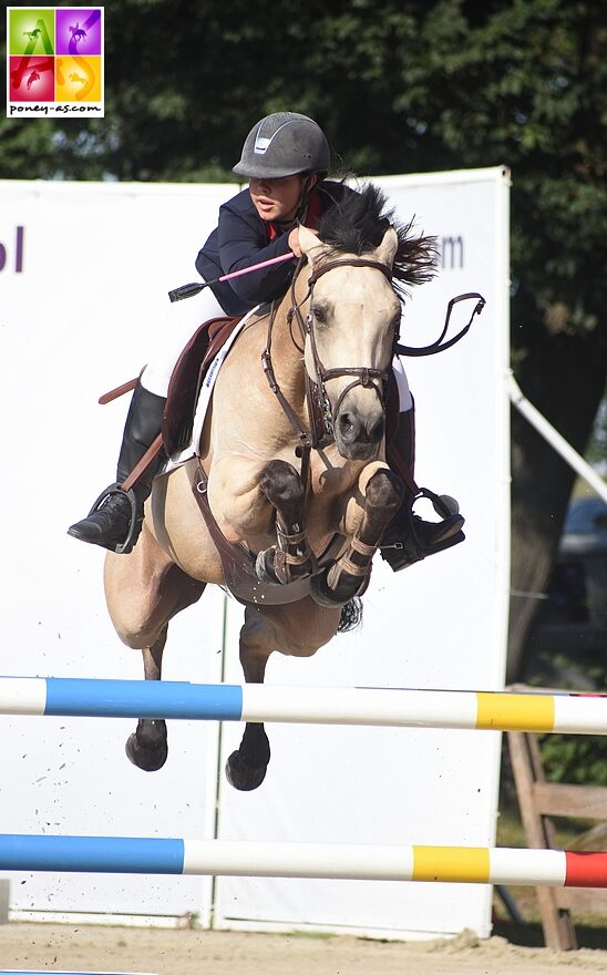 Arwen Le Saux et All Best du Rond Pré – ph. Poney As