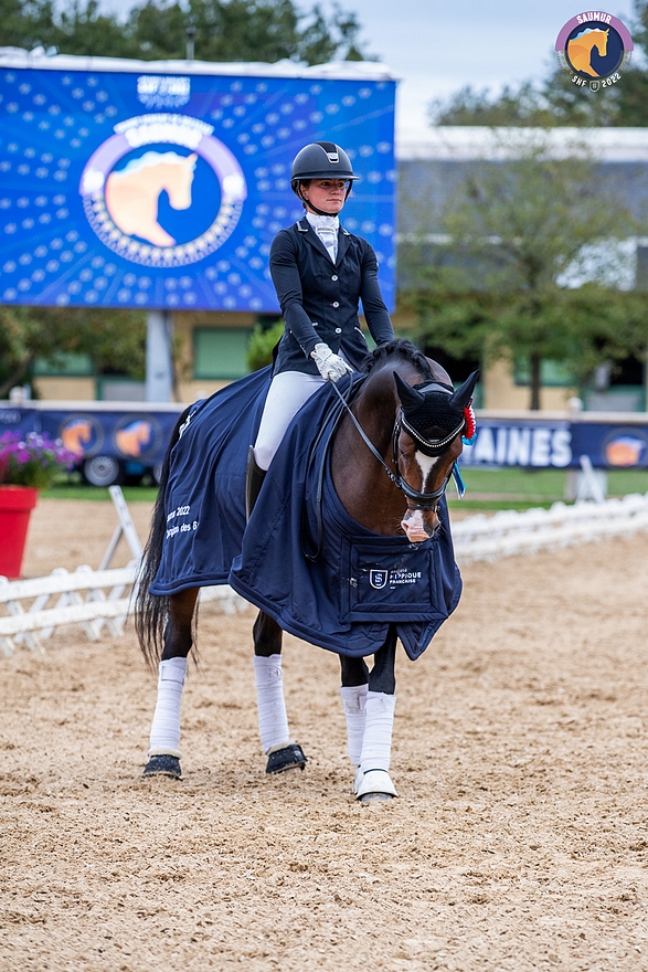 Champion des 6 ans : RM Most Beautiful Boy présenté par Alizée Roussel - ph. Les Garennes / SHF